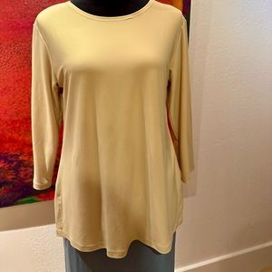 Elegant Sympli Top